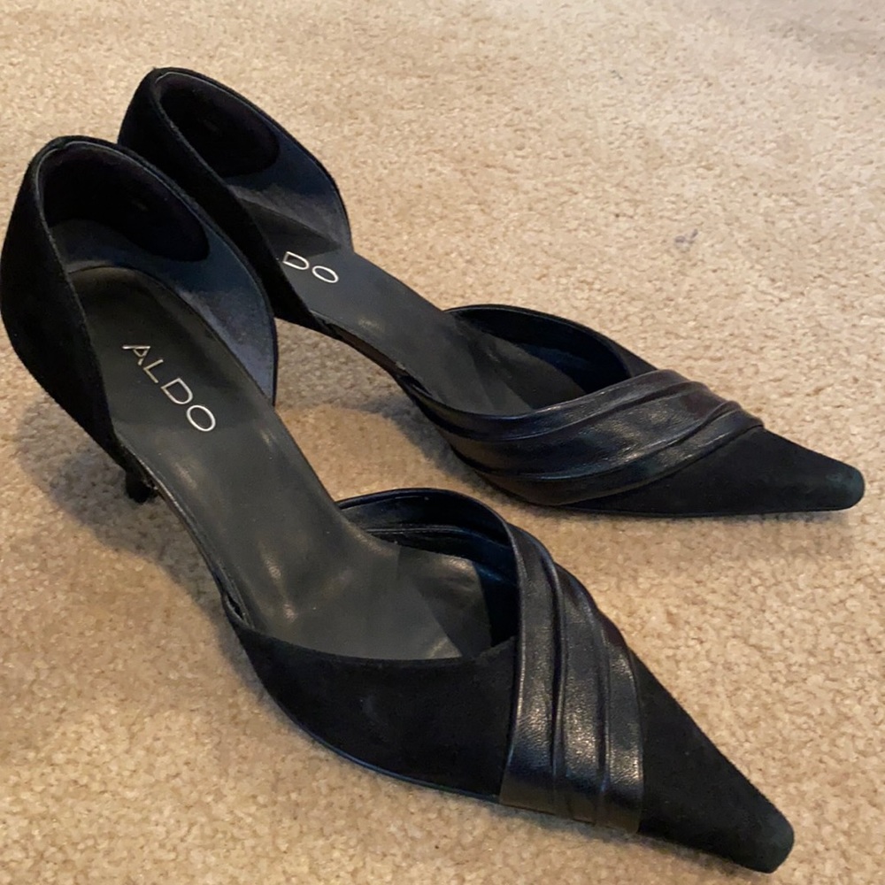 Aldo black suede and leather pumps, size 9.